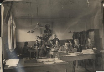 Сотрудники бухг.конторы 1943-1948